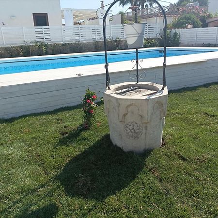 Oasi Del Mare Villa Granelli Bagian luar foto