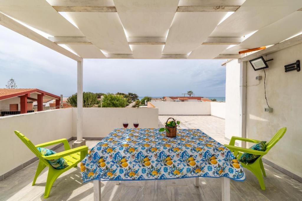 Oasi Del Mare Villa Granelli Bagian luar foto