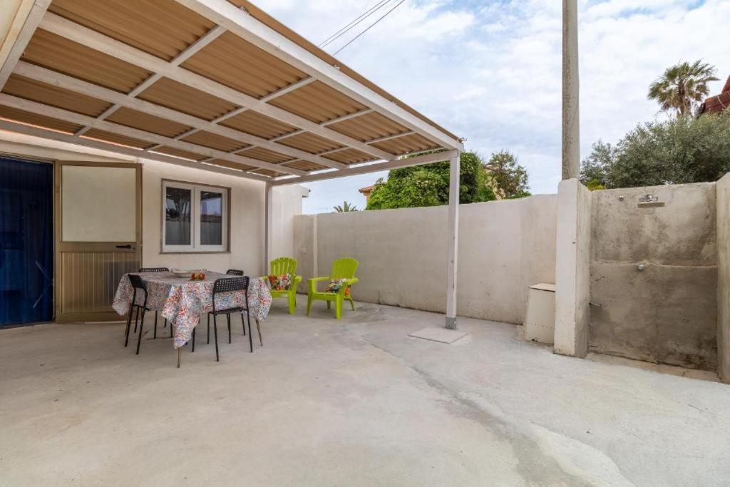 Oasi Del Mare Villa Granelli Bagian luar foto