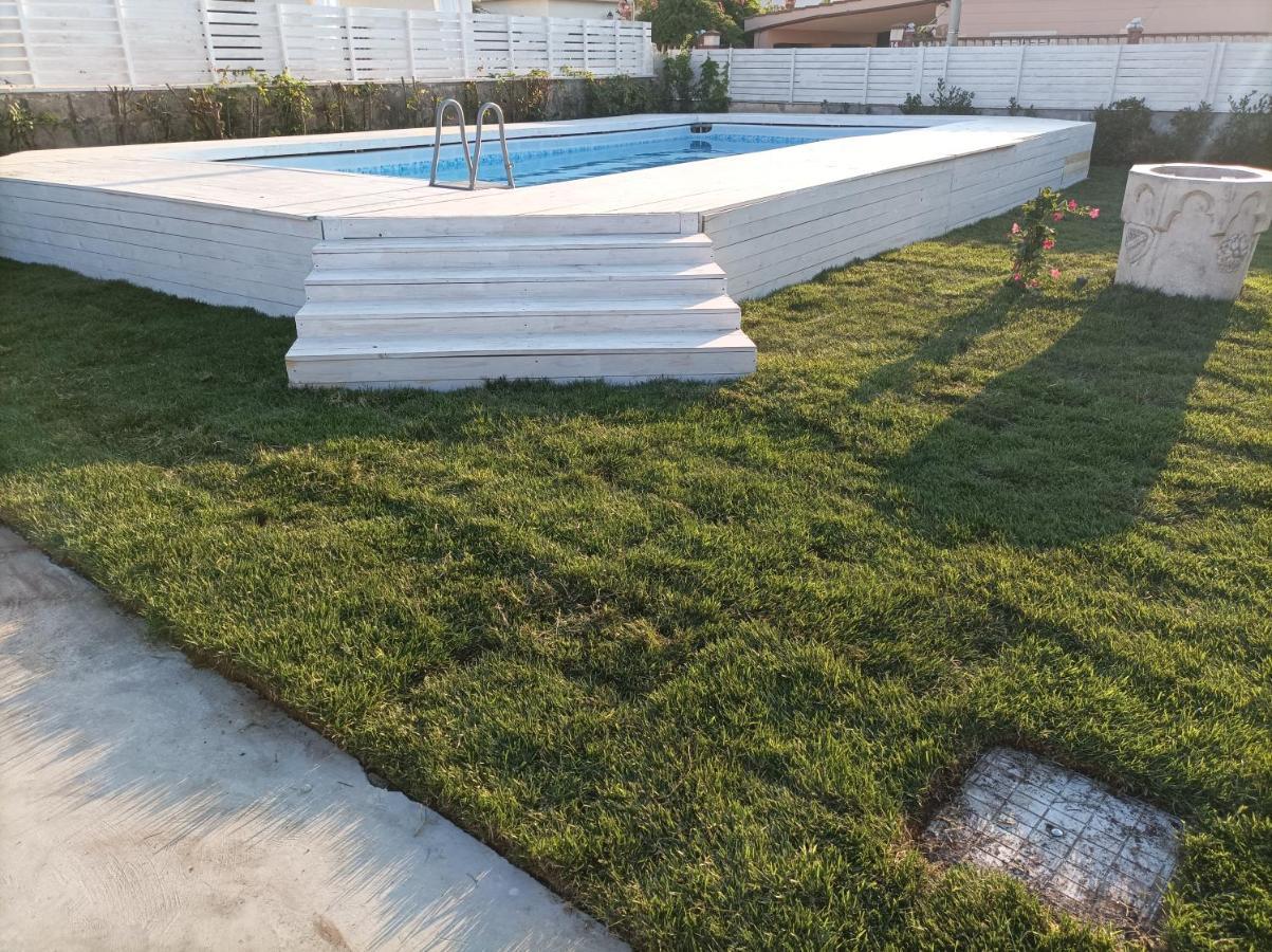 Oasi Del Mare Villa Granelli Bagian luar foto